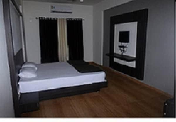 Hotel Devang Dwārka Extérieur photo
